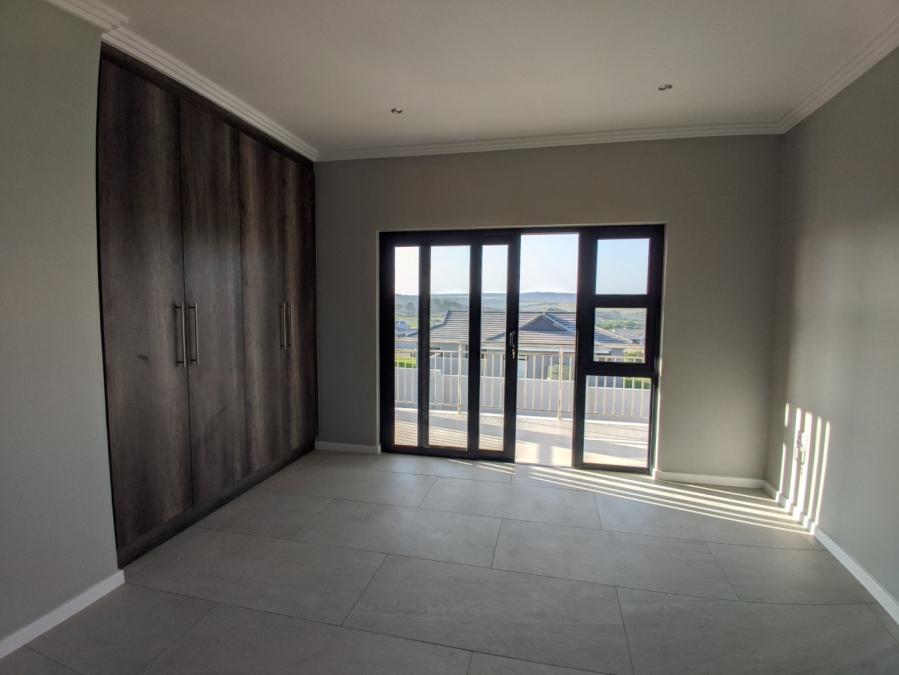 4 Bedroom Property for Sale in Kidds Beach Eastern Cape